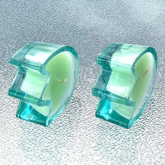 Pastel Green Tulip Flower Mini Tea Light Candles ~ Set of 2 - Picture 3 of 7